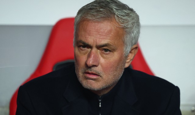 dota2直播-意媒：穆帅昨日表示有意执教尤文，今天输球后被尤文球迷唱歌嘲讽