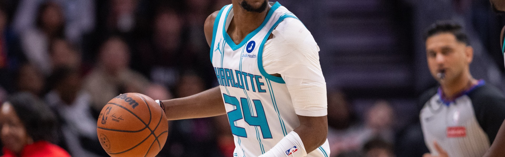 dnf直播-各种铁还投得多！米勒全场手感冰凉 两分球7中0&amp;三分7中2